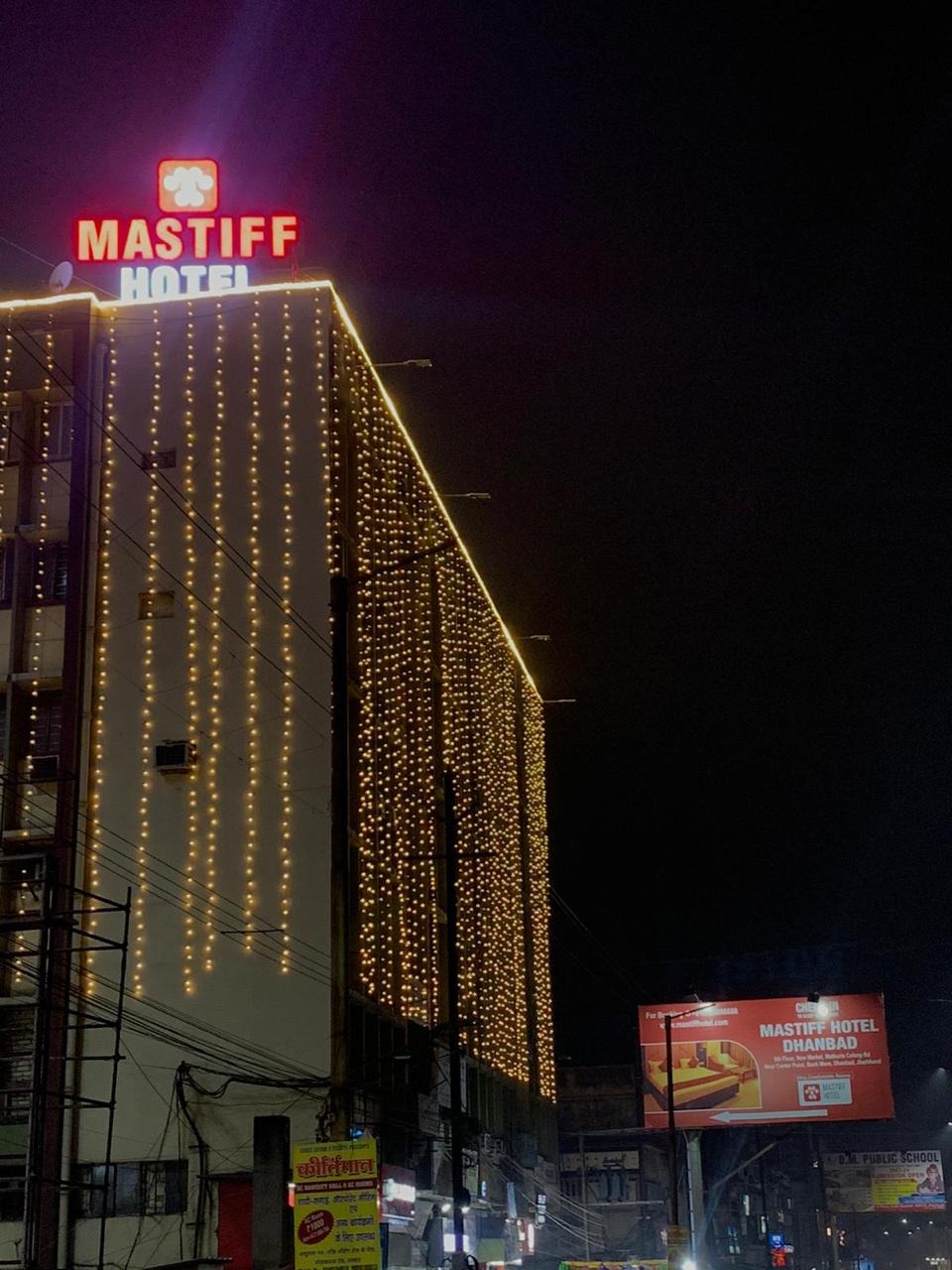 MASTIFF HOTEL DHANBAD